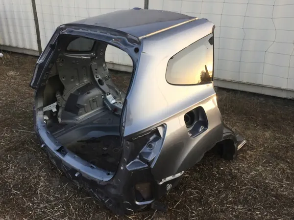 QASHQAI J10 Lift Garde-Boue Arrière Droit/Gauche OEM image 3
