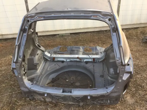 QASHQAI J10 Lift Garde-Boue Arrière Droit/Gauche OEM image 4