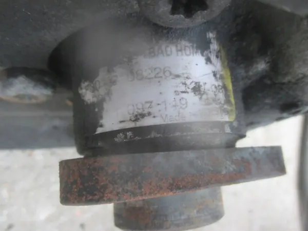 Bomba de direção assistida BMW E39 2.0i 2.5i 2.8i image 2