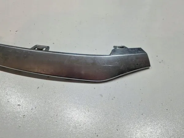 Mercedes-Benz GLC X253 C253 Moldura de para-choque dianteiro direito OEM image 3
