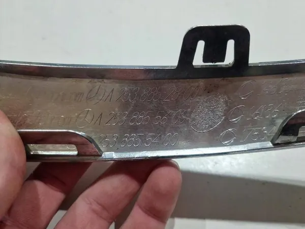 Mercedes-Benz GLC X253 C253 Moldura de para-choque dianteiro direito OEM image 6