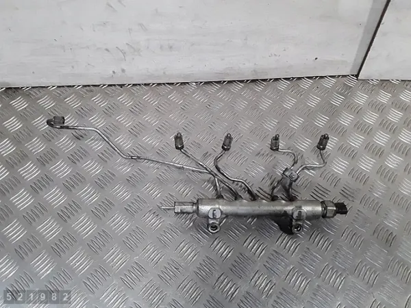 Rampe d'injection Toyota OEM AM-521982 pour Corolla Verso image 3