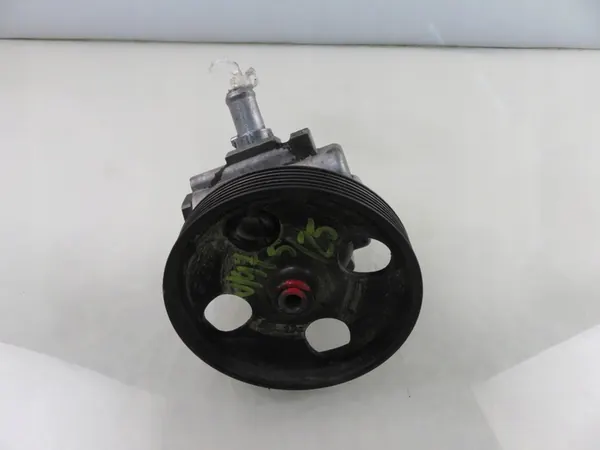 Servostyrningspump Peugeot Partner image 2