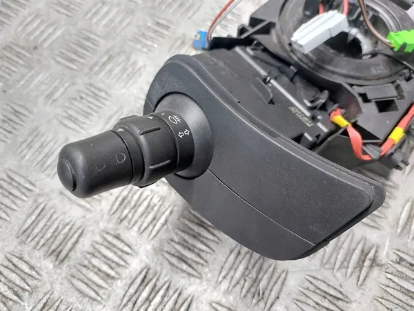 Combinatieschakelaar Renault Clio III Lift 8200906795A image 3