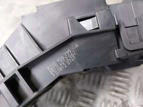 Combinatieschakelaar Renault Clio III Lift 8200906795A image 7