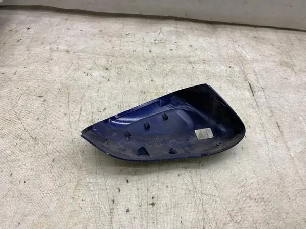 Volvo V60 S60 10-18 Vasen Peilipeite OEM 3304549 image 4