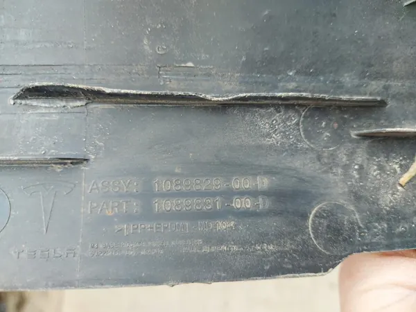 Tesla Model 3 III dorpeltrim rechts 1089829-00-d image 6