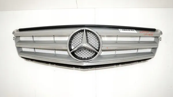 Mercedes W204 bumperrooster OEM 375484896 (2007-2011) image 2