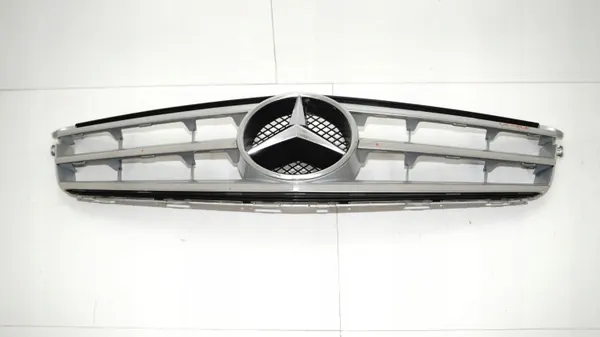 Mercedes W204 bumperrooster OEM 375484896 (2007-2011) image 5