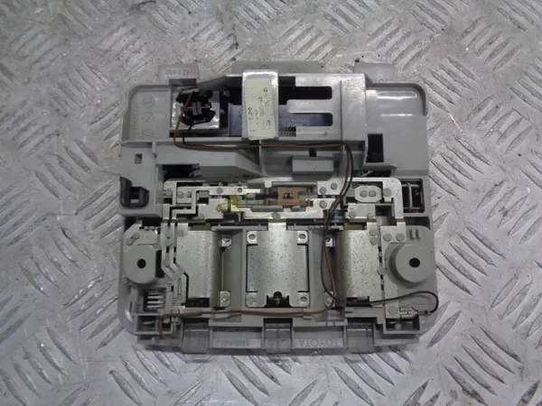 Lampe intérieure Toyota OE OEM LAMPKA WNĘTRZA image 3