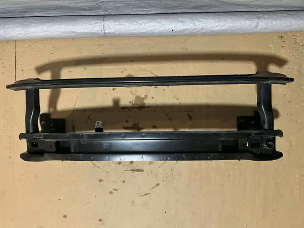 Renforcement de poutre avant VW Touran III 5TA 5TA927747 image 1