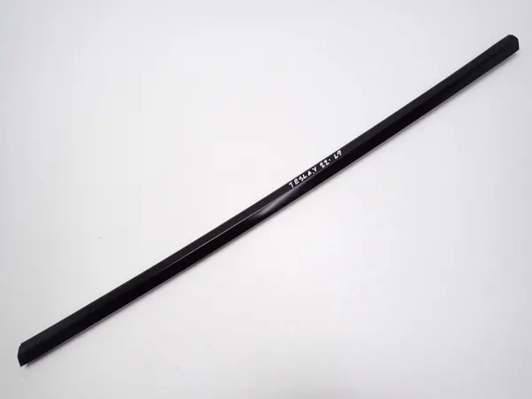 Tesla Model Y 22R Linke Vordere Türdichtung OEM image 2