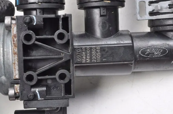 Heizungsventil Ford OE OEM LU5A8C505AA - Gebraucht image 3