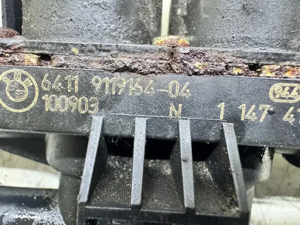 BMW 7 F01 F02 4.4 V8 750i Jäähdytyslangaventtiili 9119164 image 2