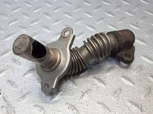 Gebrauchtes EGR-Rohr OEM AGR9687 für Kia Optima image 3