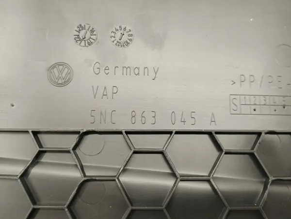 OEM 5NC863045A Volkswagen Tiguan Cubierta Lateral Túnel Central image 7