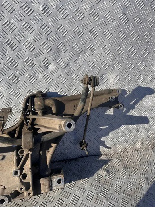 Audi TT 8J Framsubframe 3Q0199369F image 4