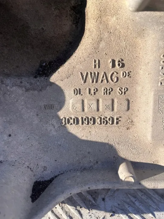 Audi TT 8J Framsubframe 3Q0199369F image 7