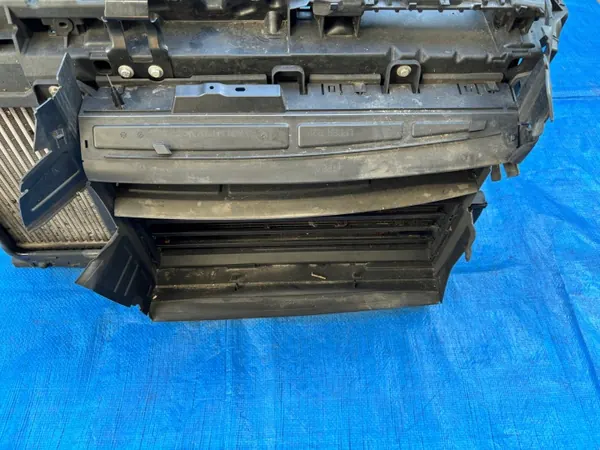 OEM 9823718480 Grille Ventilateur Radiateur Peugeot 208 II image 3