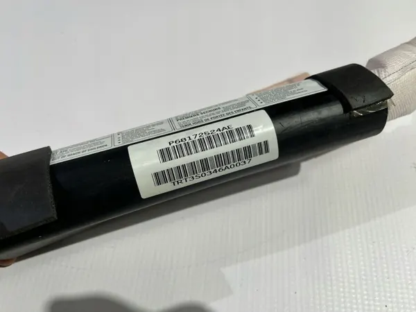Airbag Dodge Challenger 2017 OEM P68172524AE Höger sida image 3