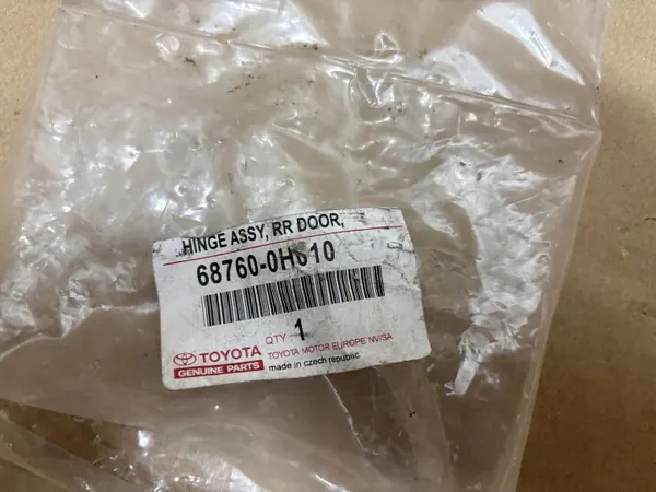 Bisagra Puerta Trasera Izquierda OEM 68760-0H010 Toyota image 5