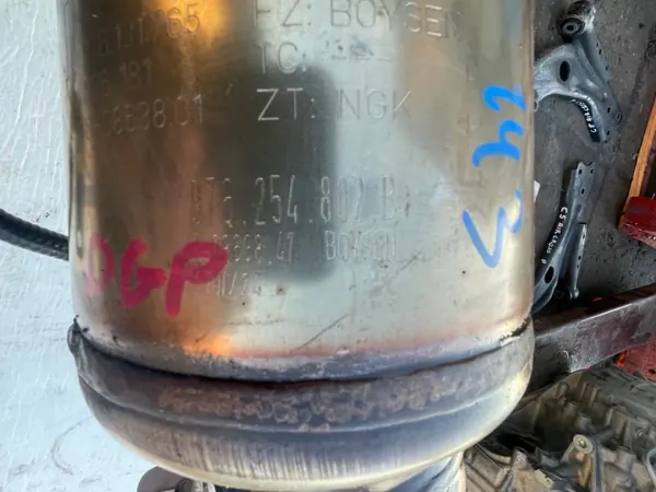 Porsche OEM 976131765 Convertisseur Catalytique DPF Gauche image 6