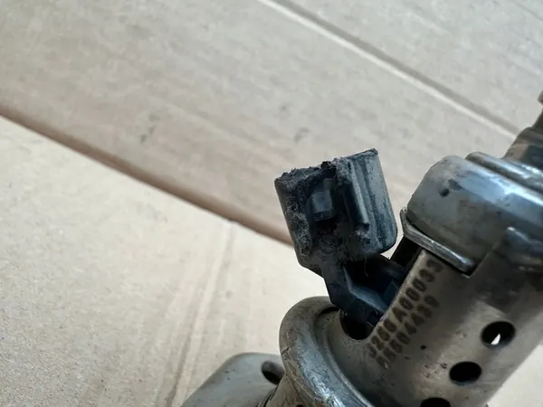 Injecteur AdBlue OPEL ASTRA K 1.6 CDTI 55504439 image 9