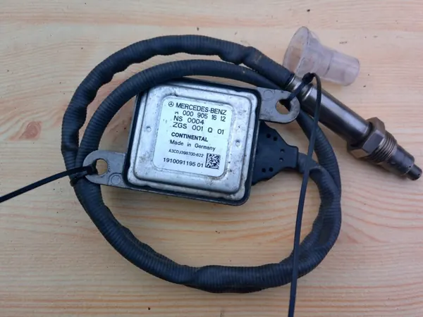 Sensor Lambda OEM A0009051612 - Peça Mercedes Usada image 2