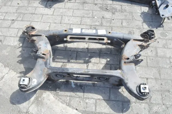 OEM 2123504304 Hinterachsträger Mercedes E-Klasse image 2