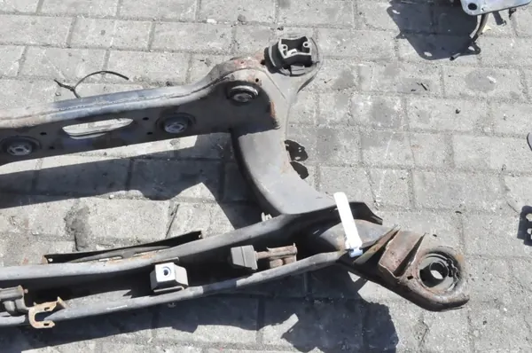 OEM 2123504304 Hinterachsträger Mercedes E-Klasse image 7