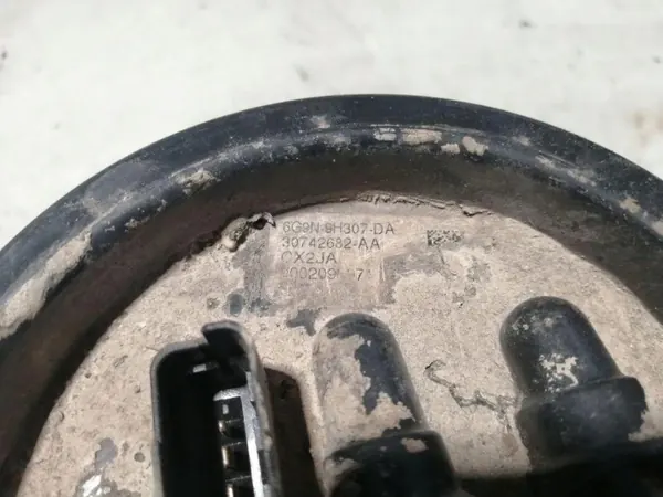 Bränslepump OEM 30742682 för Volvo S80 II 2.5L image 4