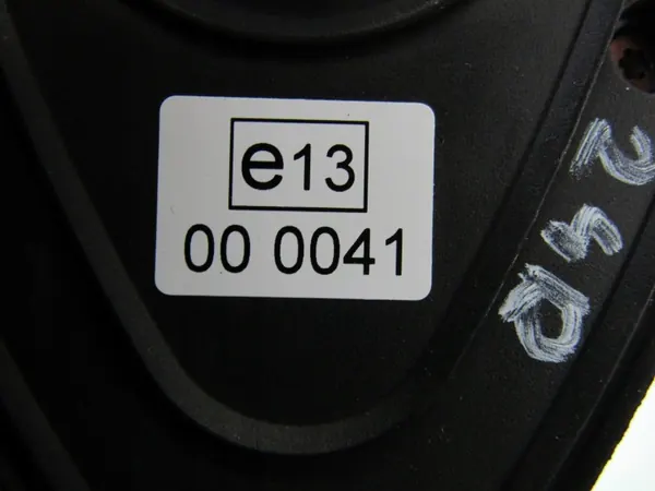 Kia Sportage V Dachantennenbasis OEM 96210-R2300EB image 8