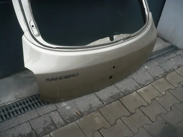 Dacia Sandero II Rear Tailgate OEM 901003145R image 2