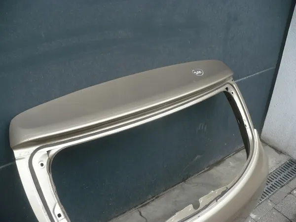 Dacia Sandero II Rear Tailgate OEM 901003145R image 4