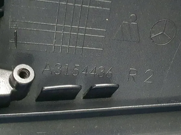Cubierta espejo derecho OEM A3154436 R Mercedes image 10
