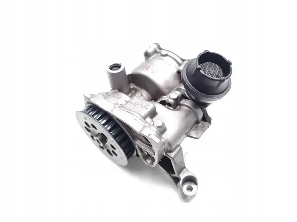 Audi Q5 Olja Pump 2.0 TDI Diesel 04L145208J image 10