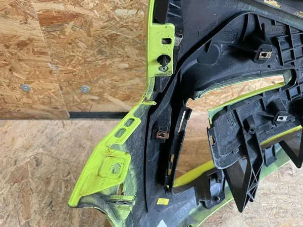 PARAURTI ANTERIORE CHEVROLET CAMARO SS 2019 OEM 84140582 image 5