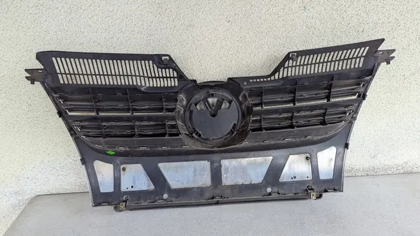 VOLKSWAGEN JETTA GOLF V FRONT GRILLE CHROME image 6