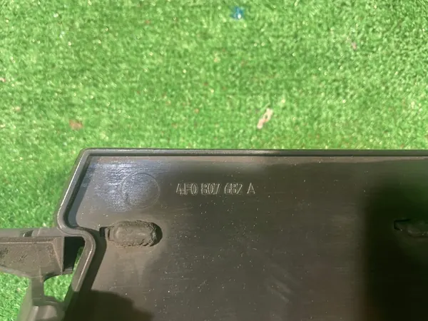 Griglia paraurti anteriore destra AUDI A6 C6 4F0807682A image 10