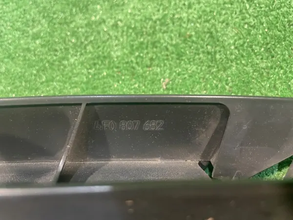 Griglia paraurti anteriore destra AUDI A6 C6 4F0807682A image 6