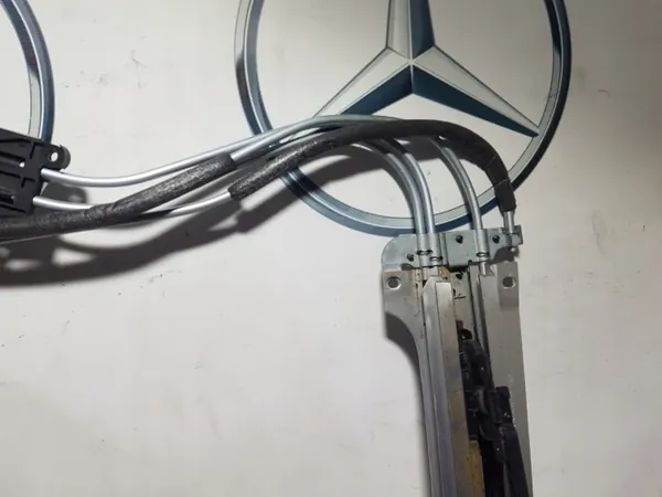 Mercedes W212 Panorama-mechanisme OEM - Linki Prowadnice image 7
