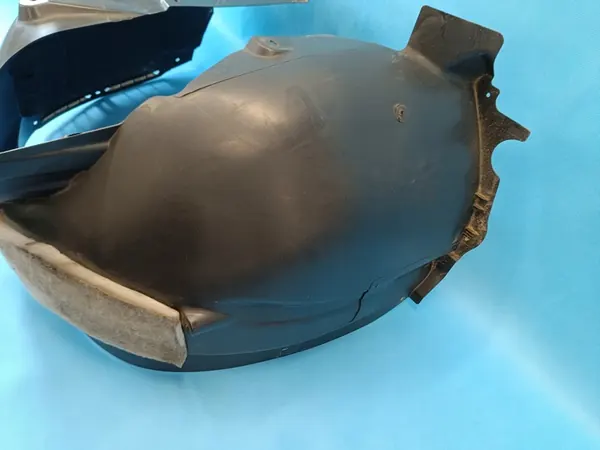 Original Left Front Wheel Arch Skoda Kodiaq OE 565809957D image 4