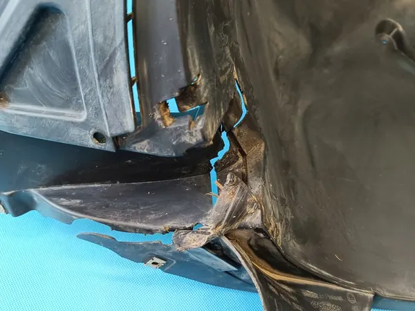 Original Left Front Wheel Arch Skoda Kodiaq OE 565809957D image 8