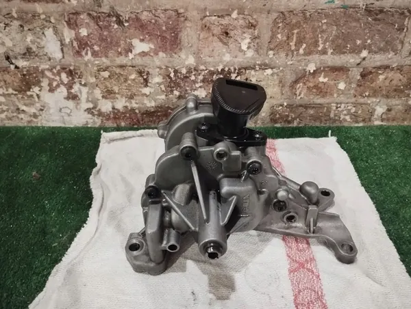 OPEL ASTRA K OLJEPUMP 1.6 CDTI 55489324 image 3