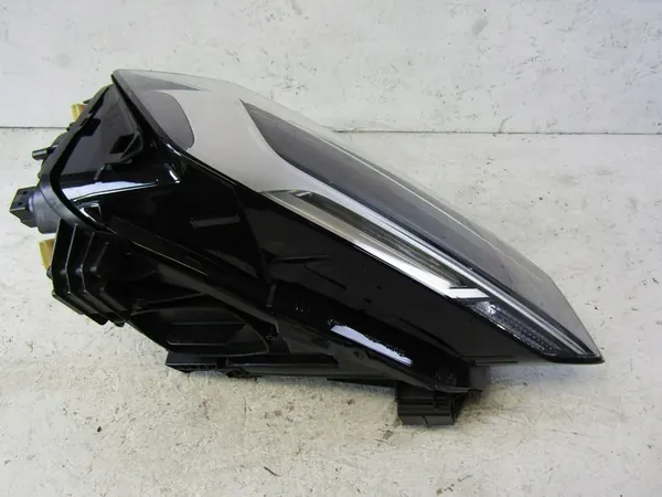 AUDI Q2 Luz Delantera Derecha Full LED 81A941012 image 4