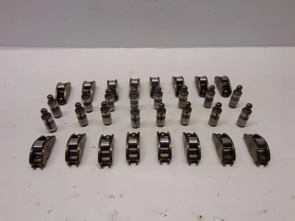 Opel Astra K Venttiilikannattimet OEM-sarja image 2