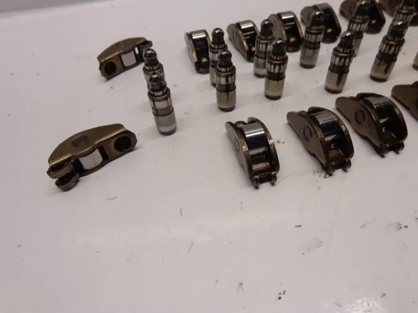 Opel Astra K Venttiilikannattimet OEM-sarja image 6