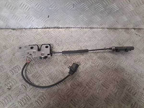 VW Touareg Huvarm 7P6823509C image 2