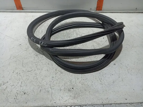 Porsche Cayman 987 takakontin tiiviste OEM 98751261100 image 2