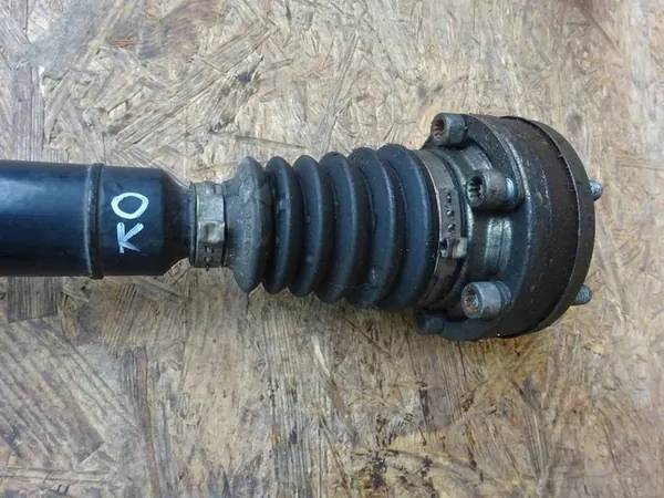 AUDI A3 8P GOLF V EOS 2.0 TDI Höger Främre Halvaxel image 3